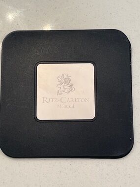 Ritz-Carlton Montreal Exclusive Limited Edition Wine Coaster with mirror NEW GWP